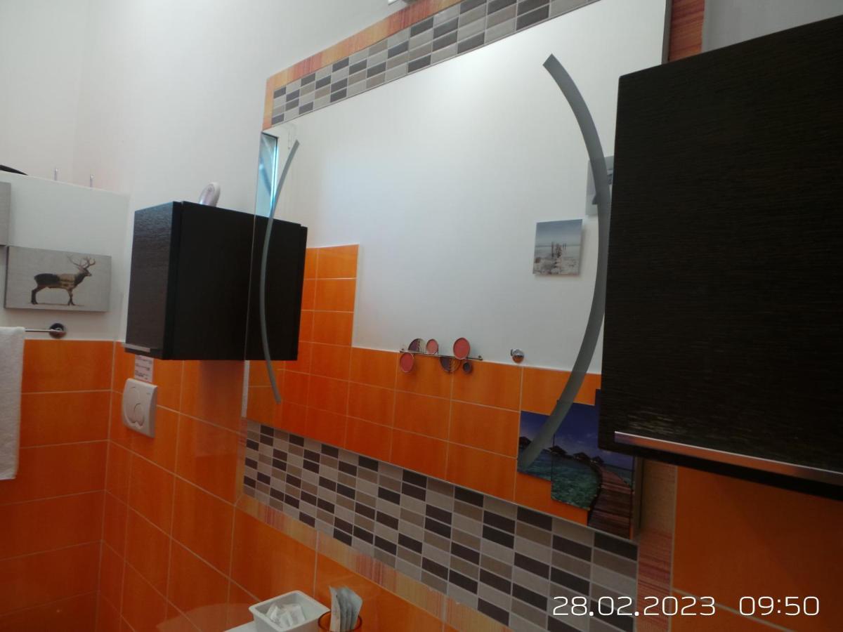 Quadruple Room Private Bathroom