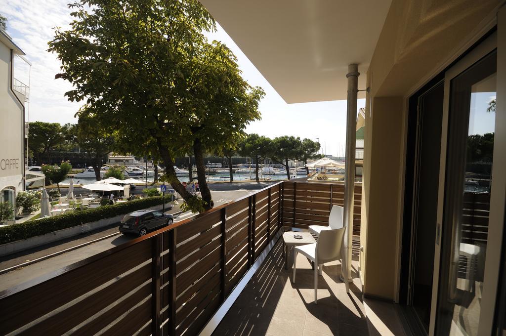 Tweepersoonskamer met 1 of 2 Bedden en Balkon