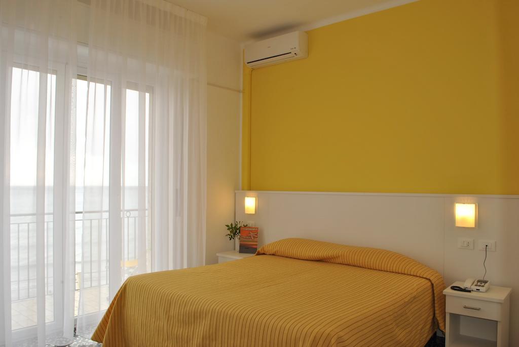 Double or Twin Room Balcony Sea View,544516455:JPEG