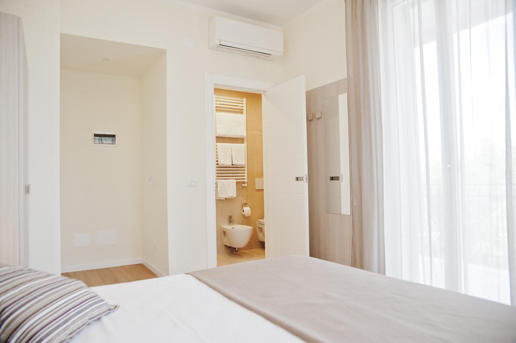 Double Room with Balcony and Sea View