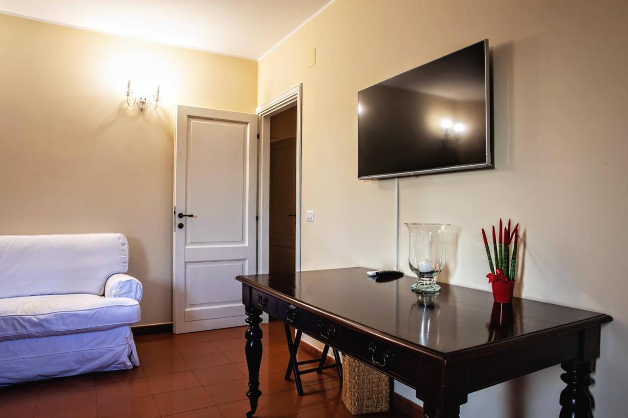 Chambre Lit Queen-Size - Vue sur Jardin