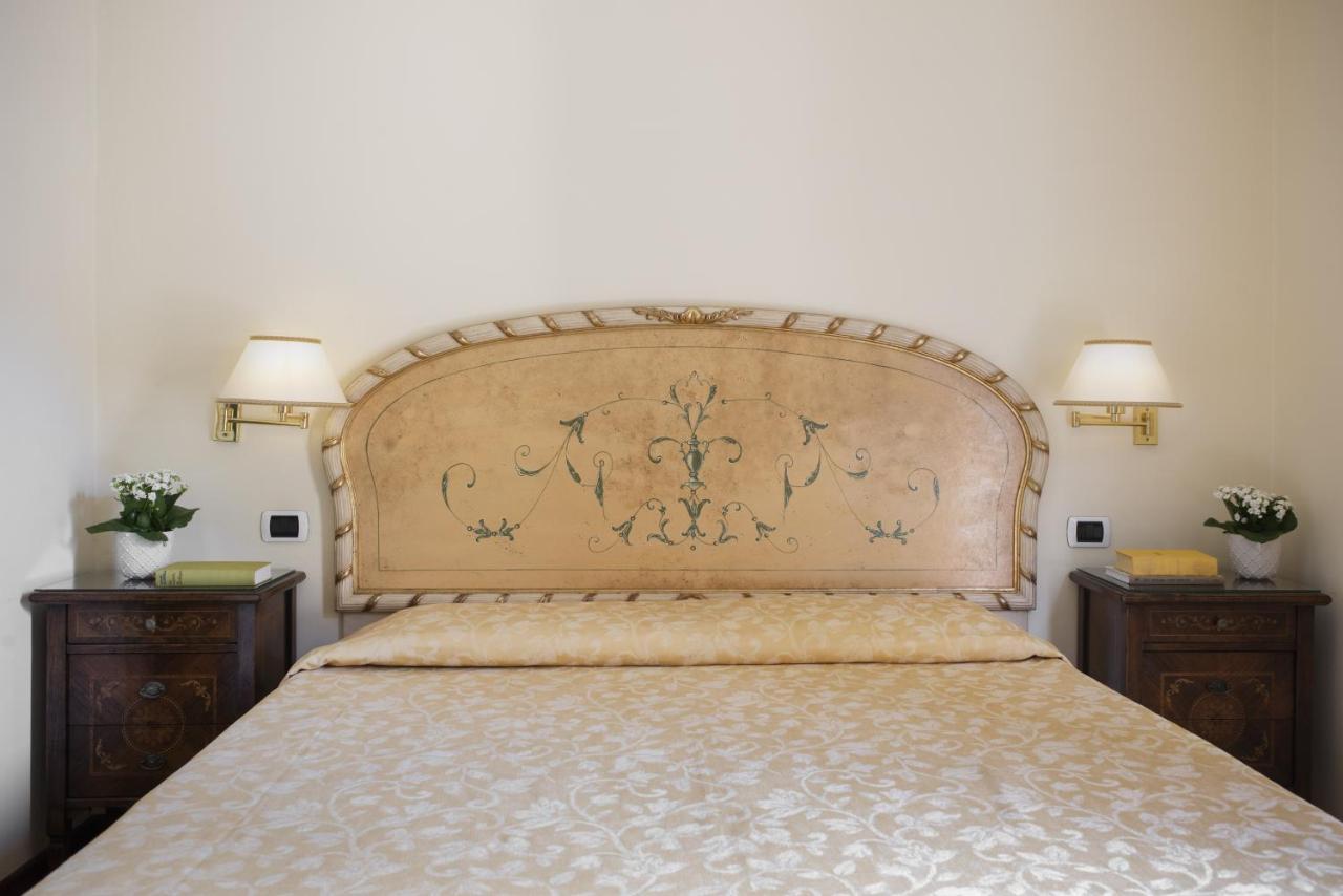 Superior Double Room,1370988923:JPEG