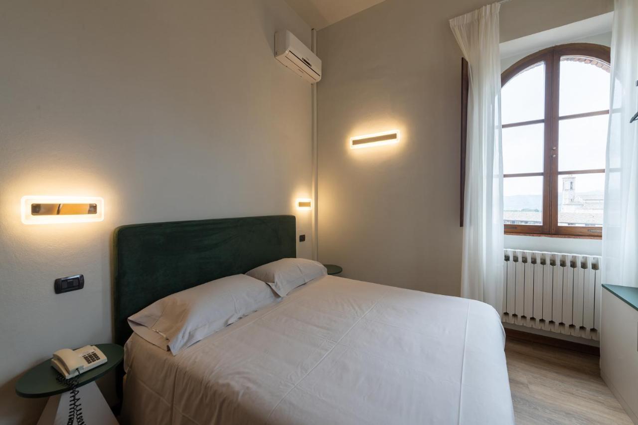 Double Room,1381408976:JPEG