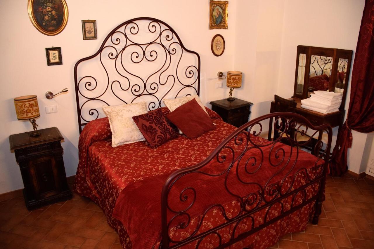 Large Double or Twin Room,1381156325:JPEG