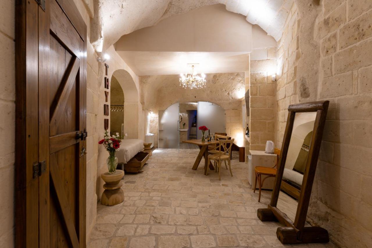 Deluxe Suite with Spa Bath - Cave,1382082599:JPEG