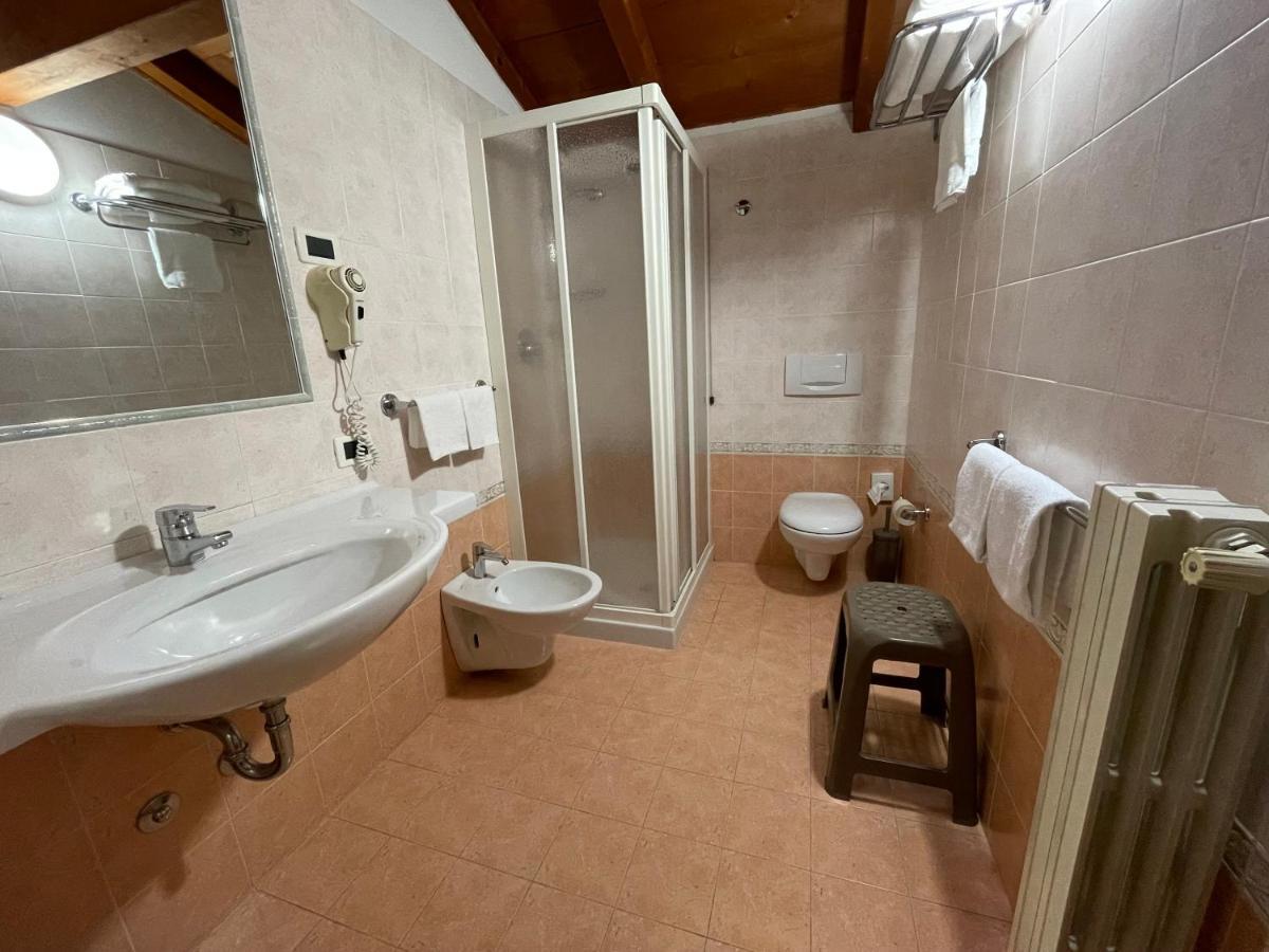 Double or Twin Room with Balcony