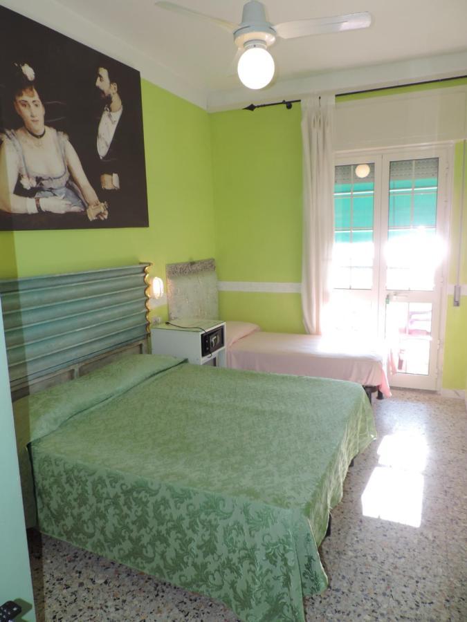 Triple Room Front Sea View Balcony,1385499497:JPEG