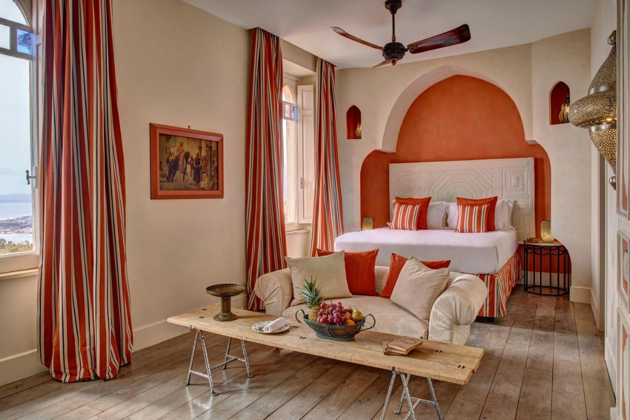 Apartament typu Deluxe Junior Suite z widokiem na morze