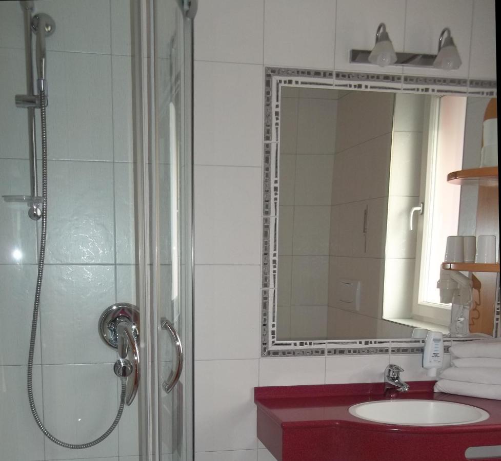 Standard Suite