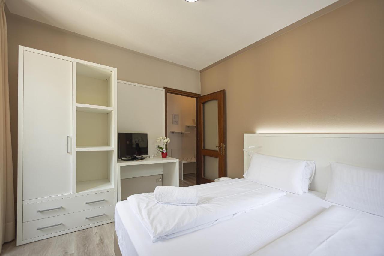 Standard Double Room,1399097258:JPEG