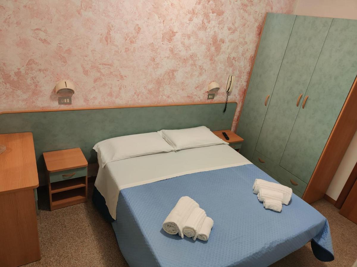 Pokój dwuosobowy typu Economy z 1 lub 2 łóżkami