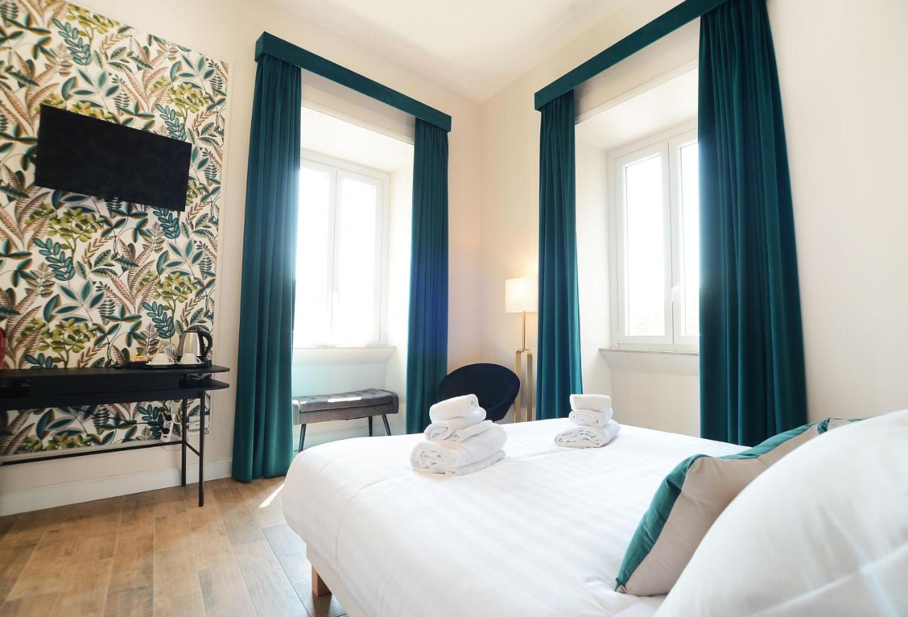 Deluxe Double Room,1405400081:JPEG