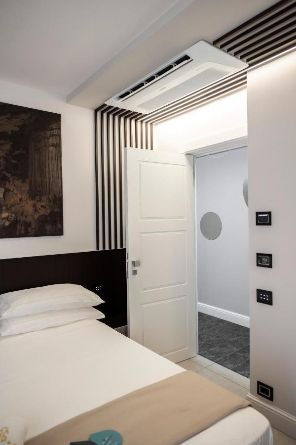 Double Room Balcony,1559714146:JPEG