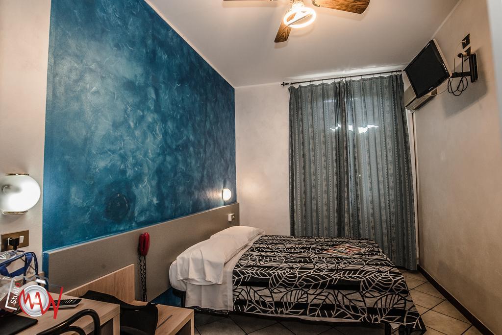 Superior Single Room,449167968:JPEG