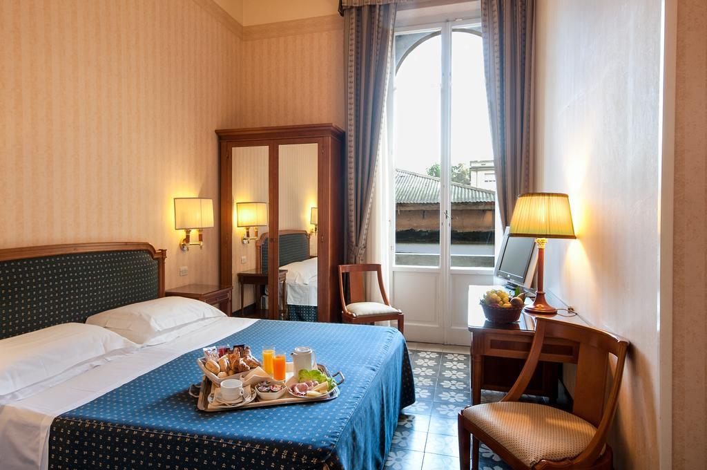 Double Room,1773678275:JPEG