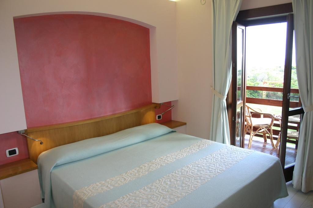 Doppel-/Zweibettzimmer mit Meerblick