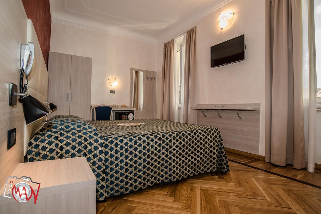 Superior Double or Twin Room,1588098220:JPEG