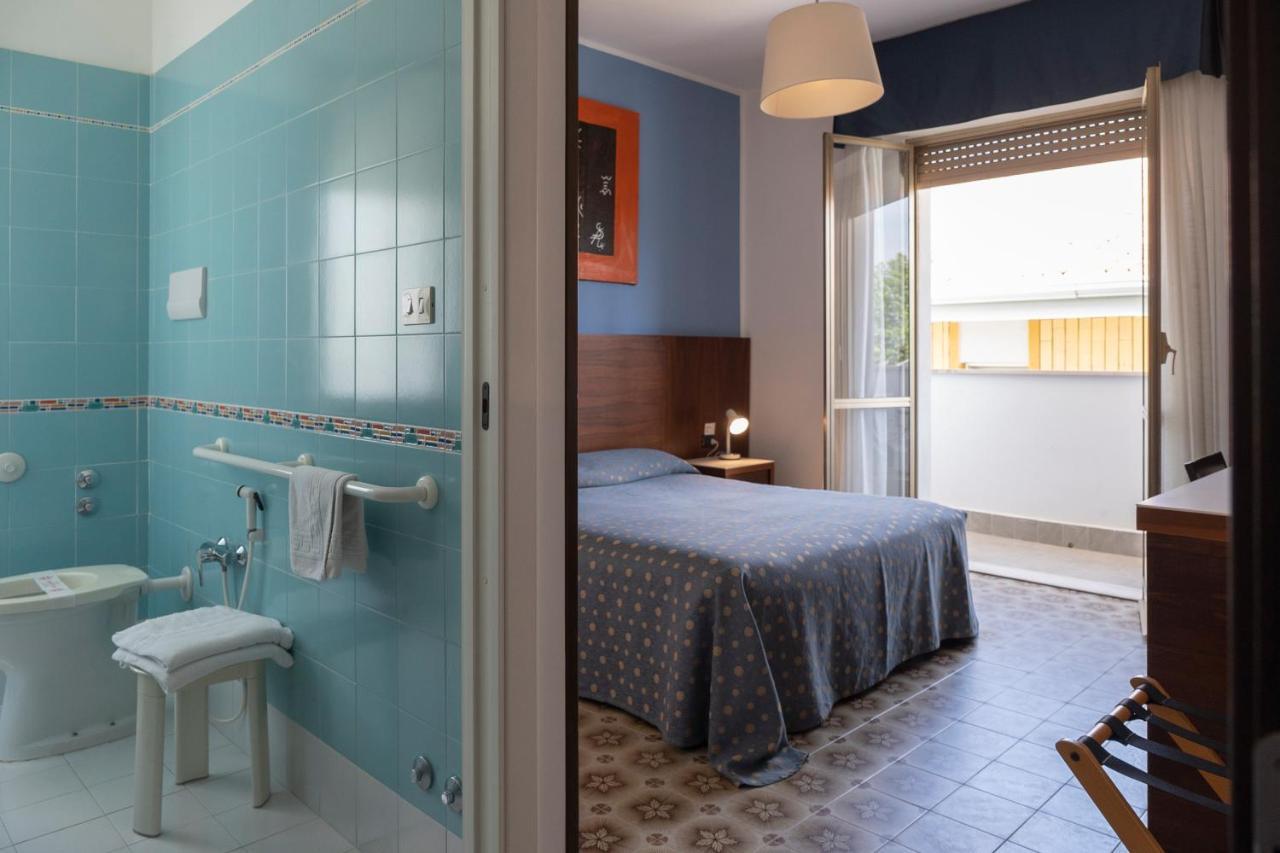 Double Room - Disability Access,1421500827:JPEG