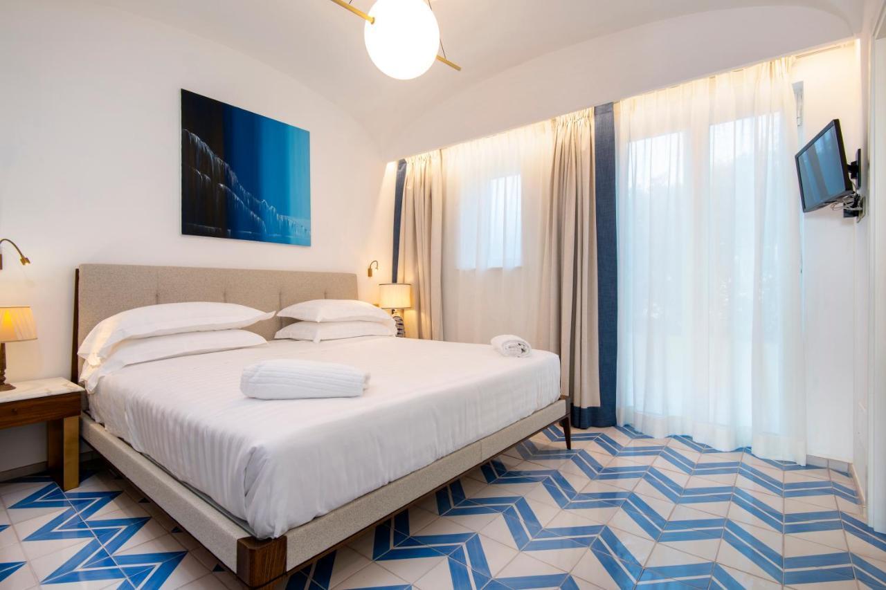 King Suite with Sea View