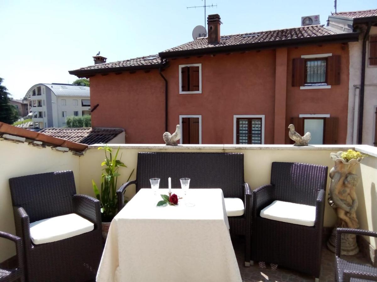 Family Room Balcony,1595415174:JPEG