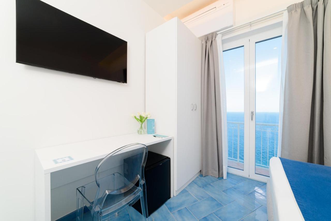 Deluxe Double Room Balcony Sea View