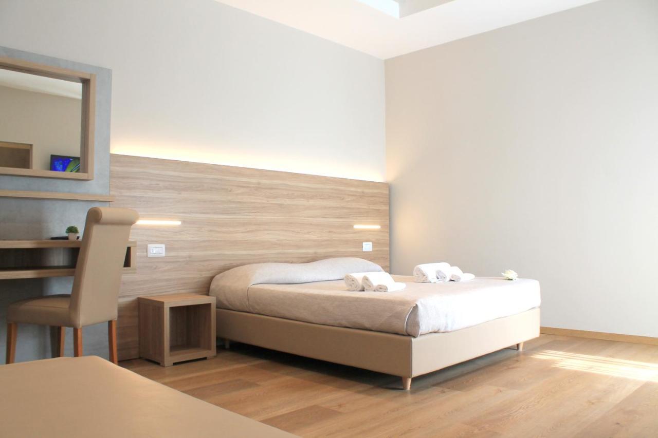Junior Suite,1554571255:JPEG