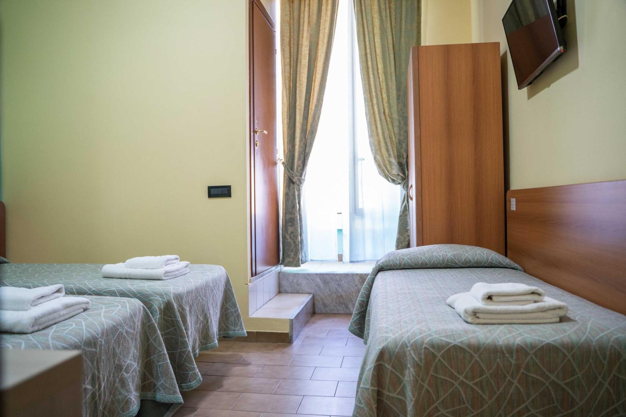 Classic Triple Room
