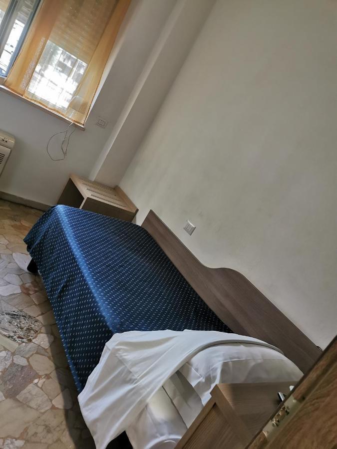 Pokój jednoosobowy z prywatną łazienką