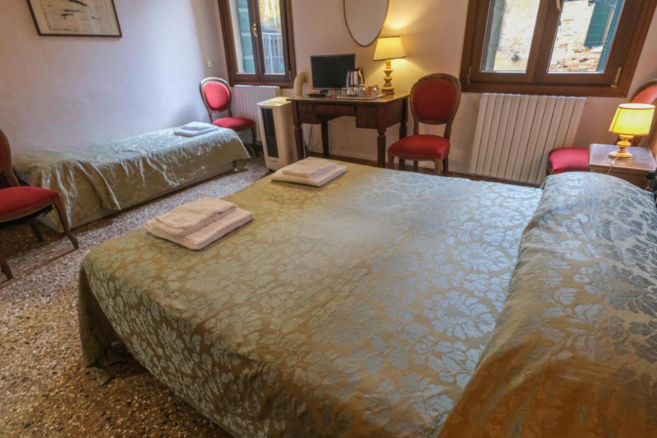 Triple Room,1469712830:JPEG