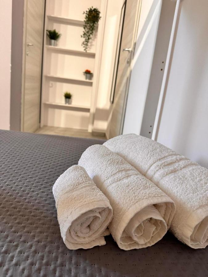 Pokój Trzyosobowy z prywatną łazienką