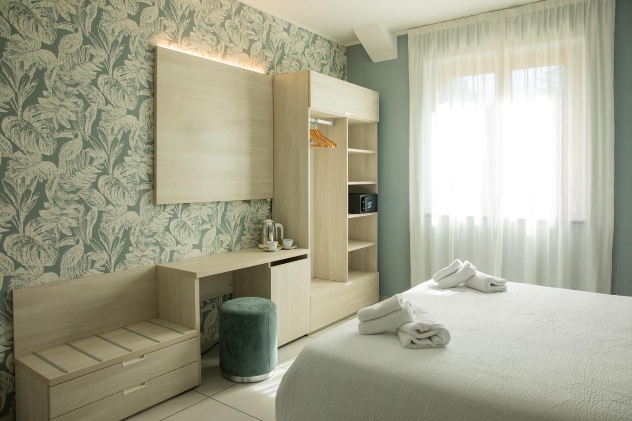 Triple Room,1480448105:JPEG