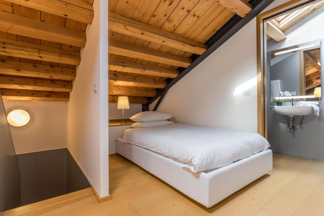 Penthouse Apartment