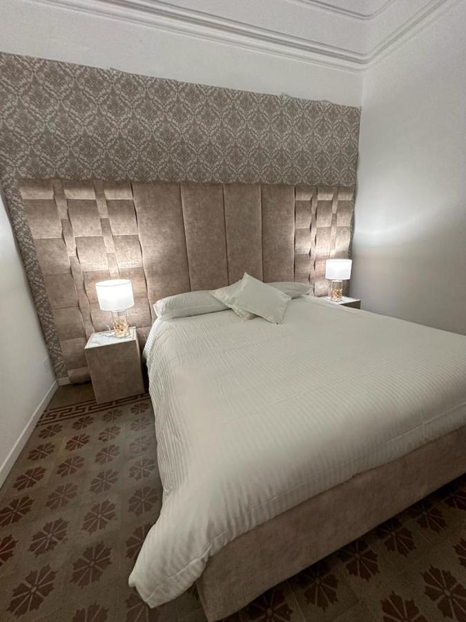 Double Room,1515679345:JPEG