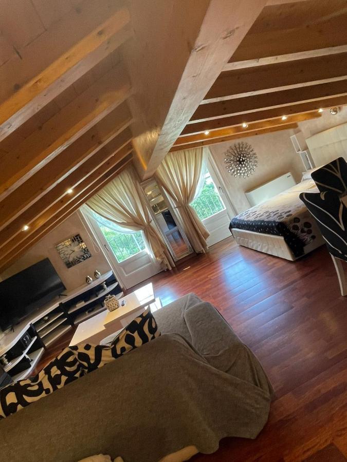 Superior Studio