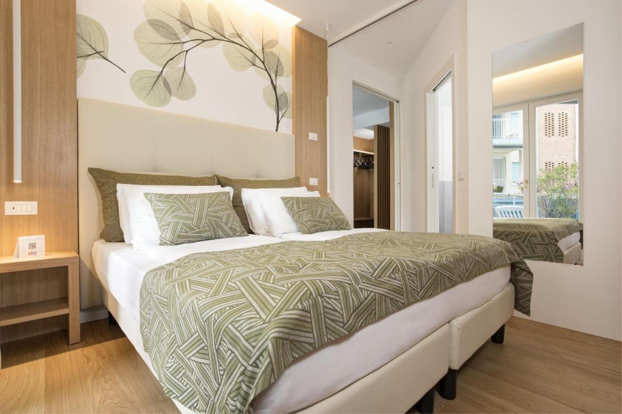 Suite Balcony,1498710910:JPEG