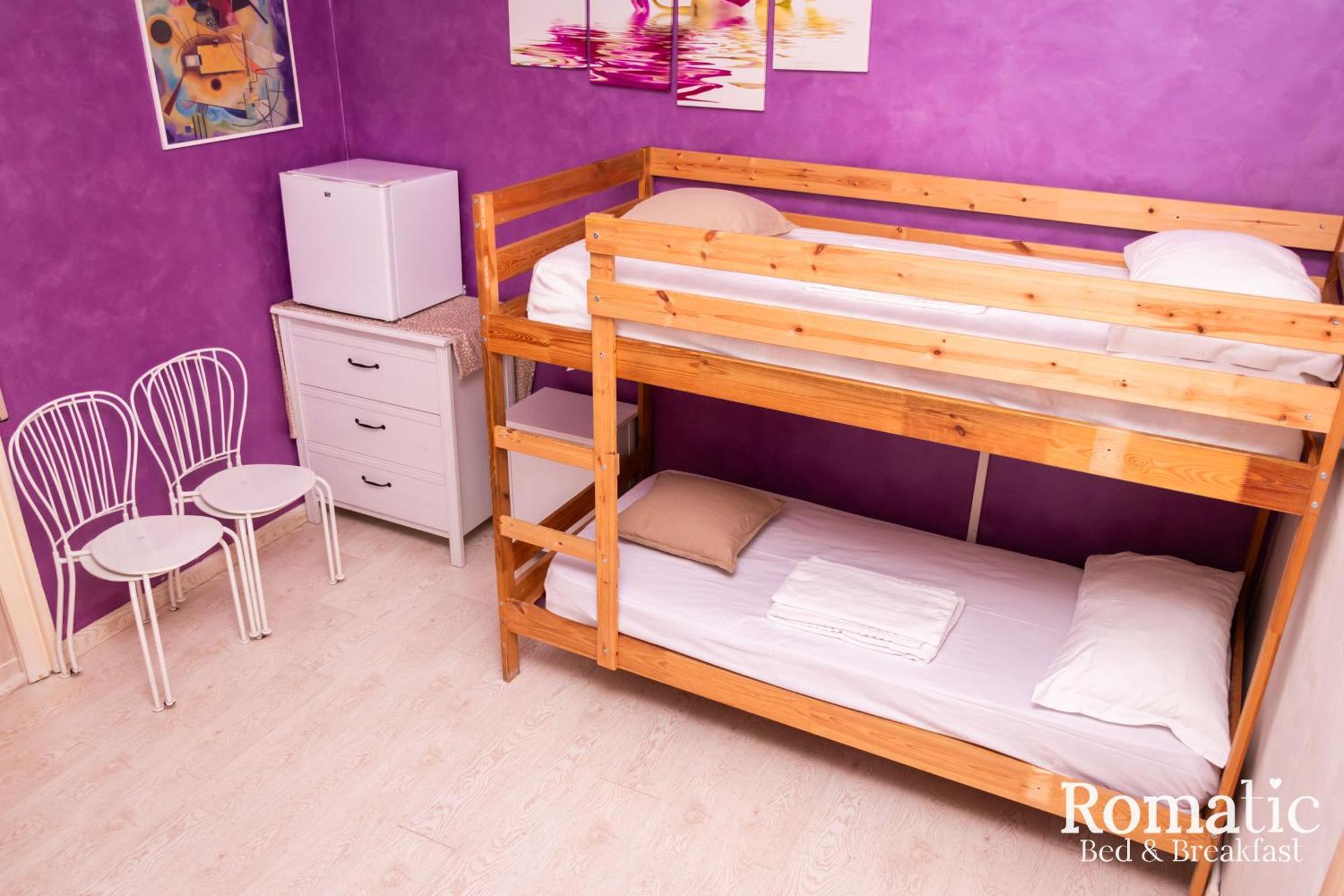 Cama de Solteiro em Dormitório Misto