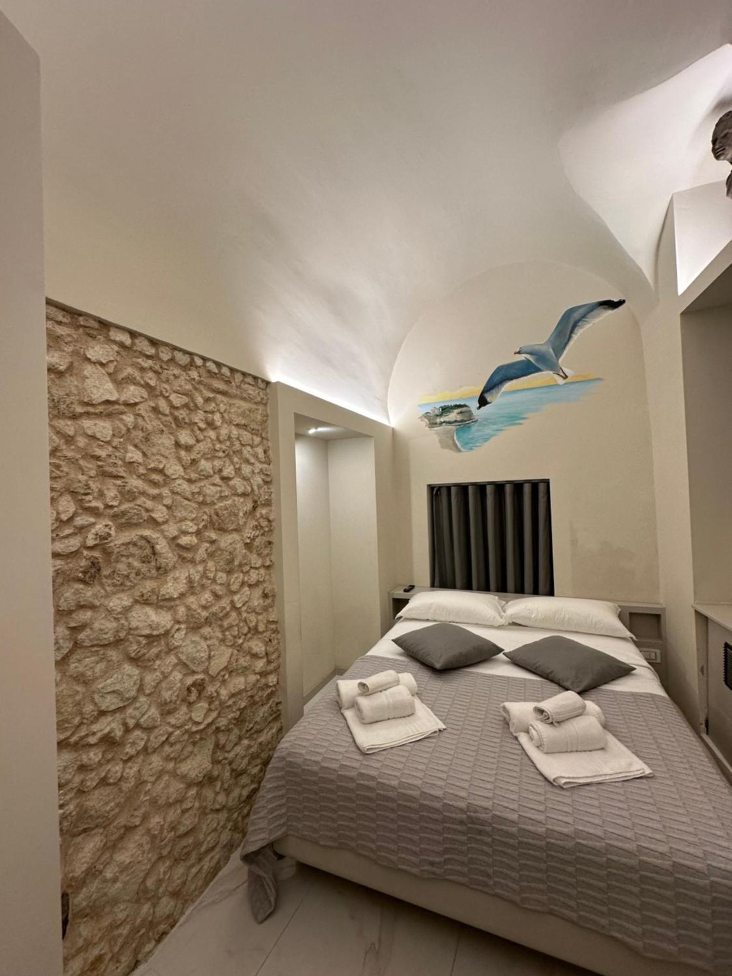 Standard Double Room,1504845556:JPEG