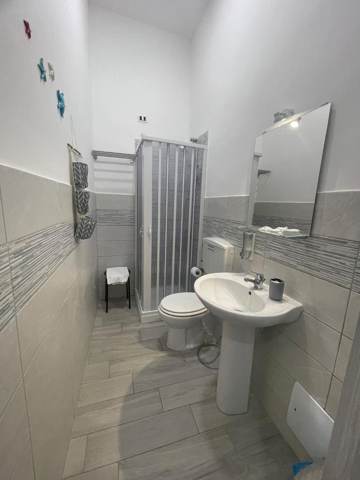 Standard Double Room,1515512203:JPEG