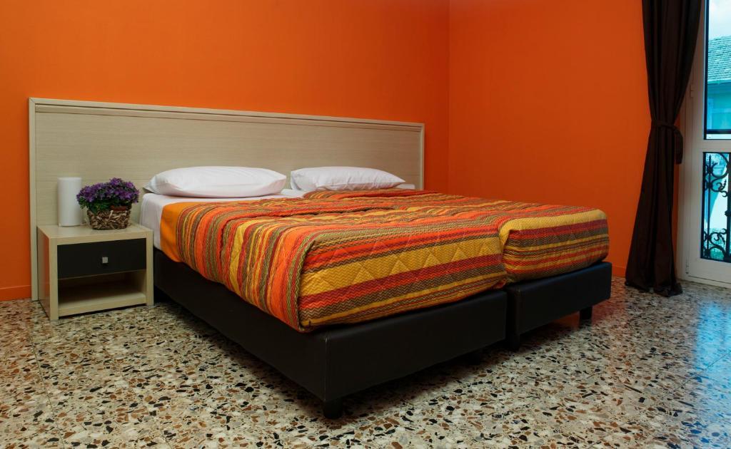 Double or Twin Room,1580623613:JPEG