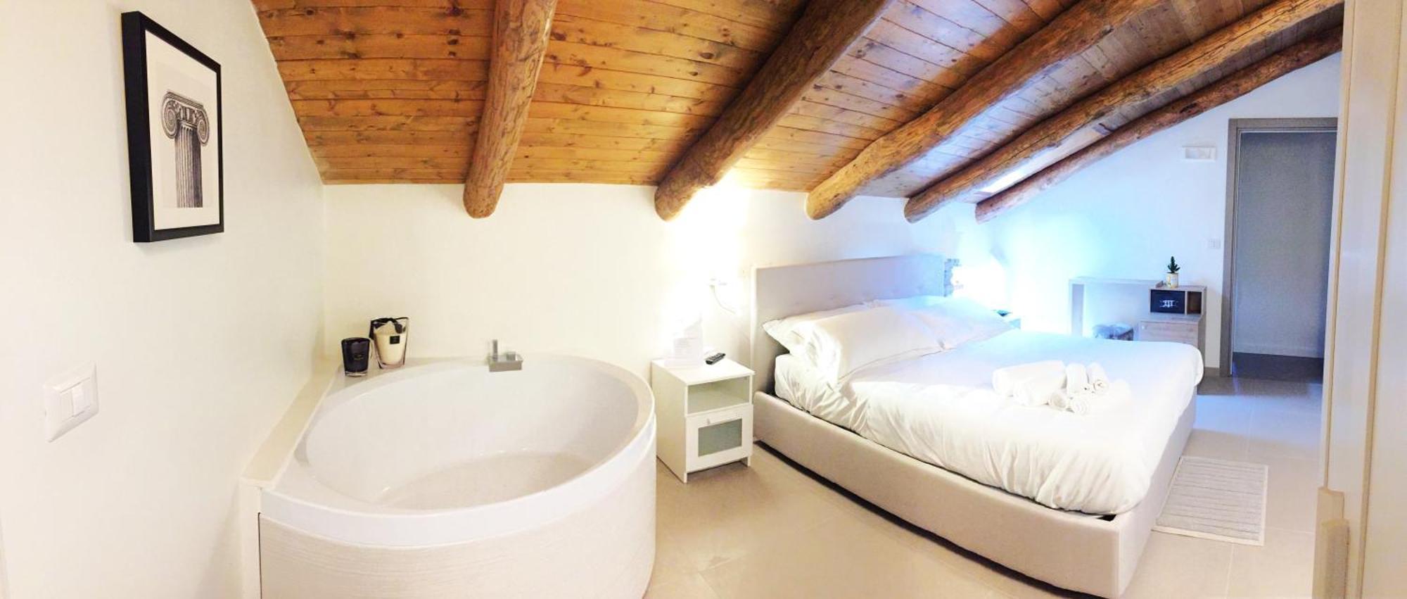 Double Room Spa Bath