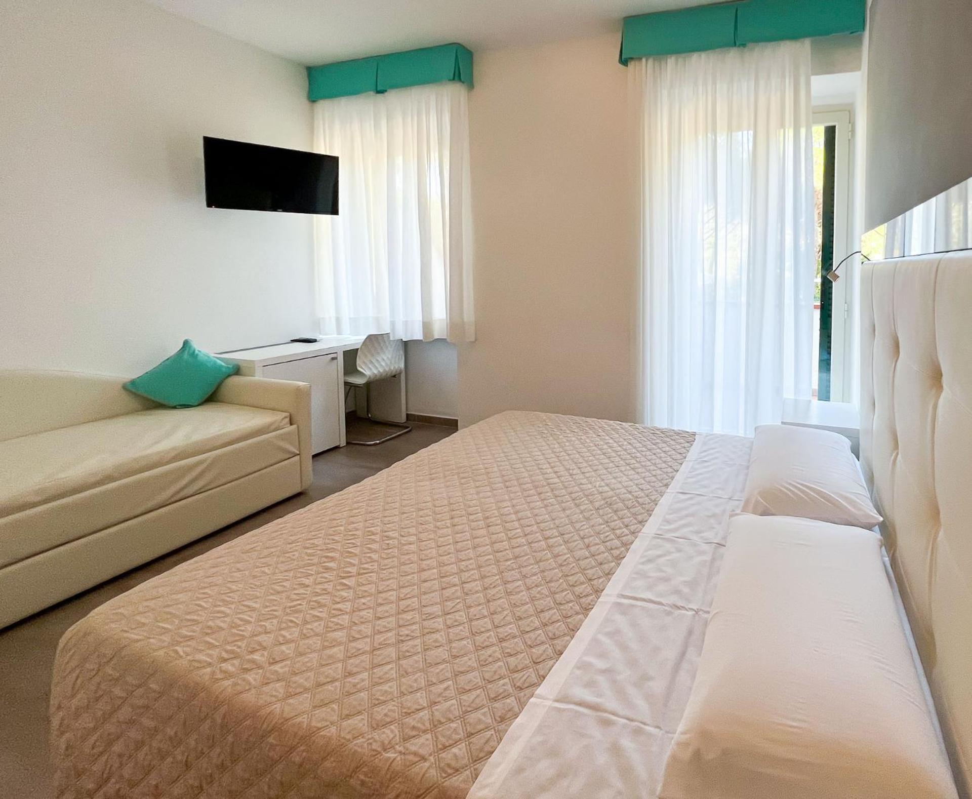 Superior Triple Room,1526021881:JPEG