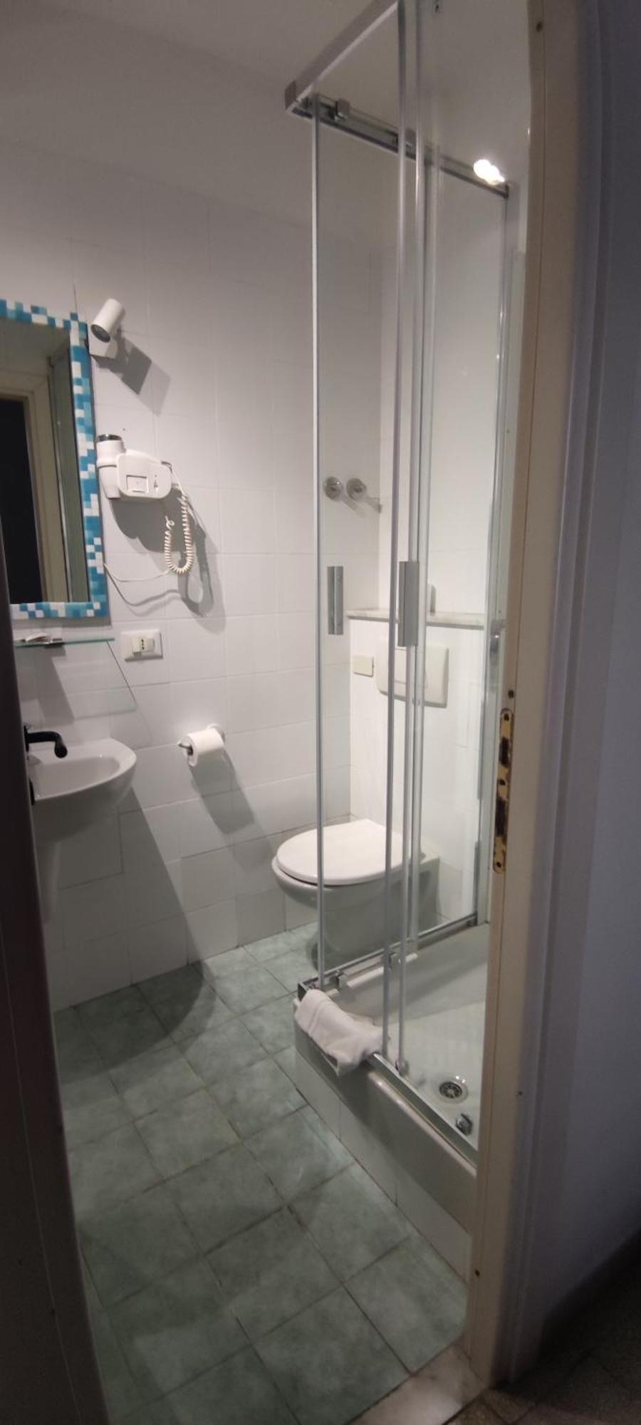 Triple Room with Balcony,1528805602:JPEG