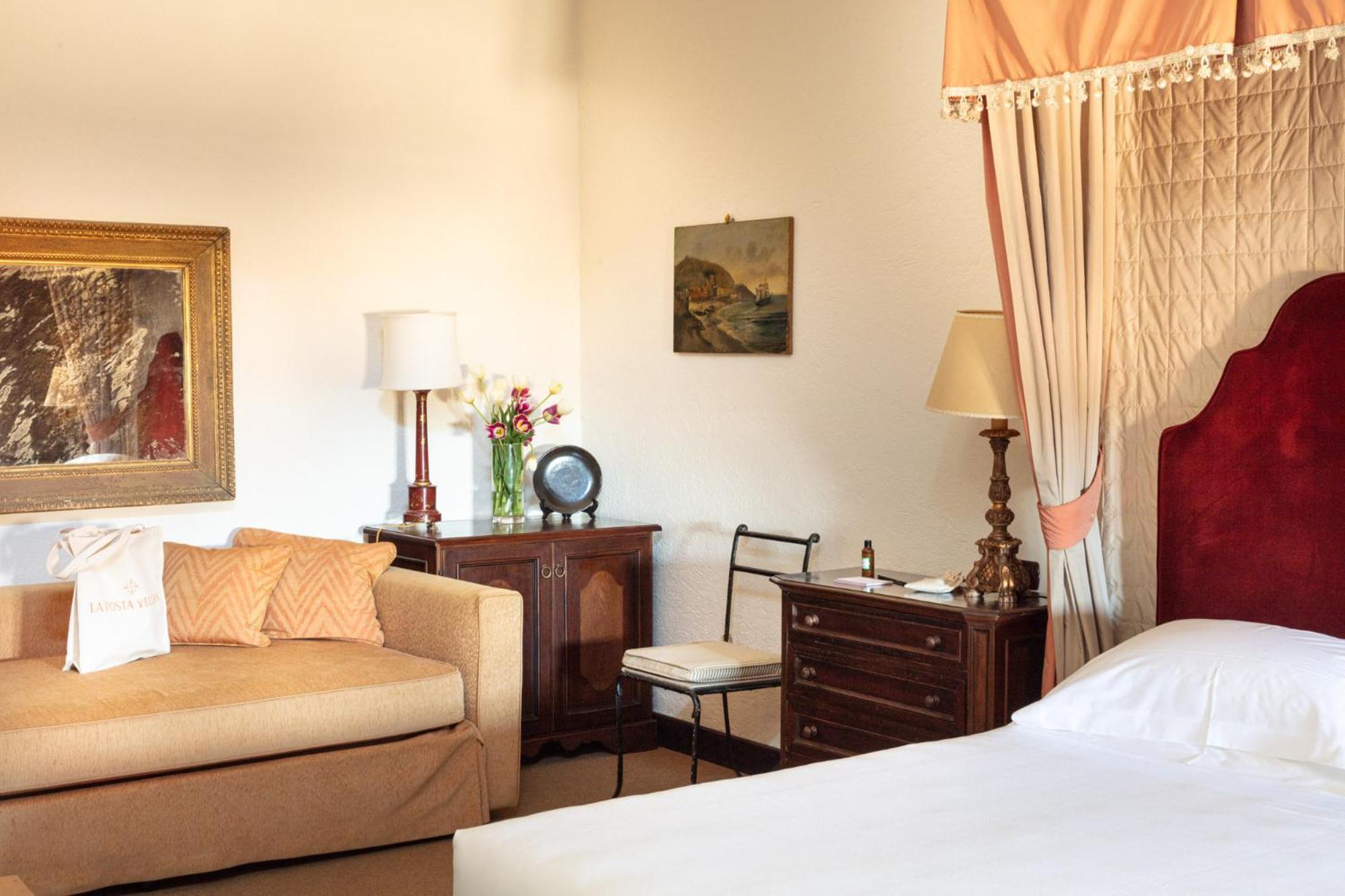 Standard Double Room,1529702545:JPEG