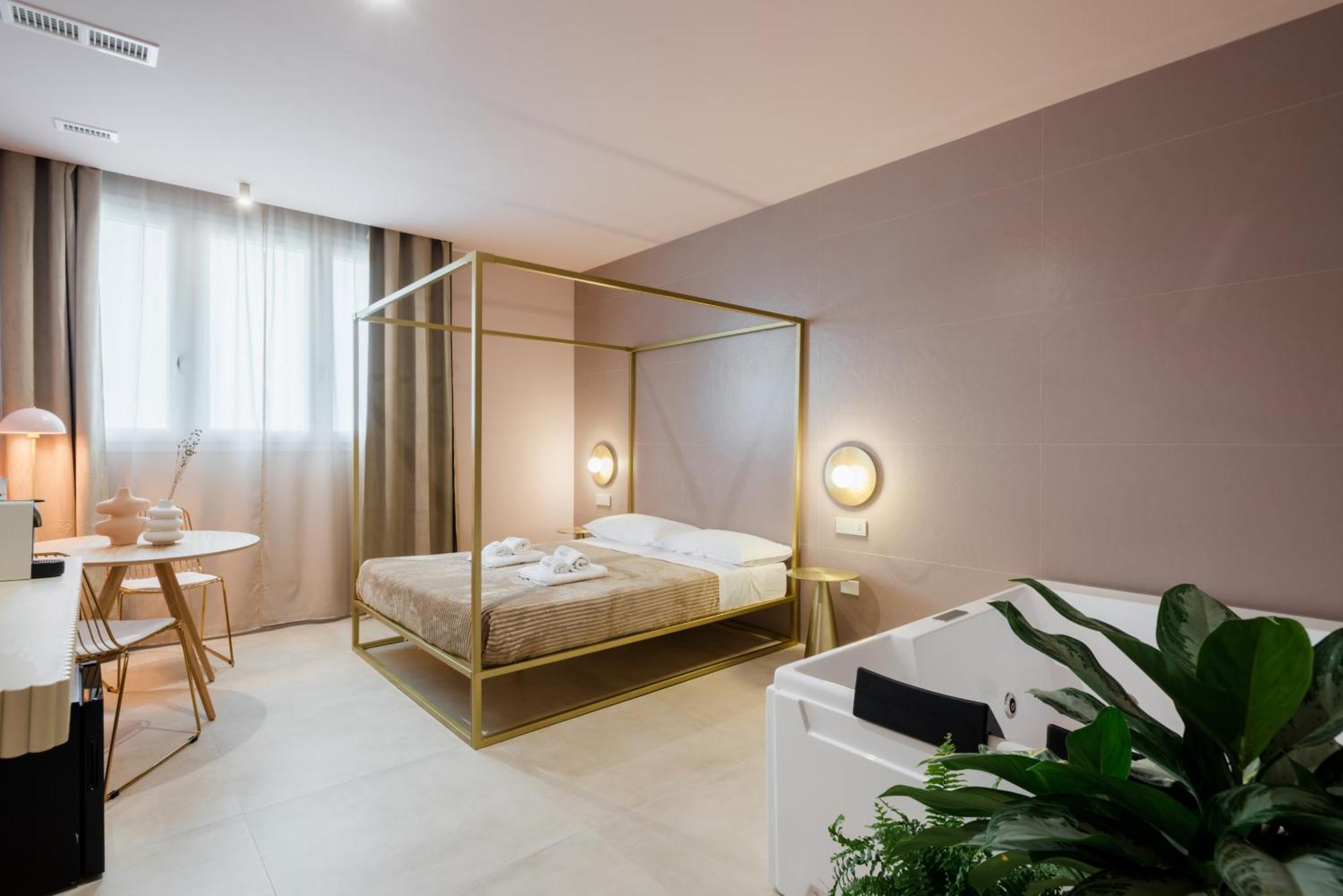 Apartament typu Deluxe Suite z wanną z hydromasażem