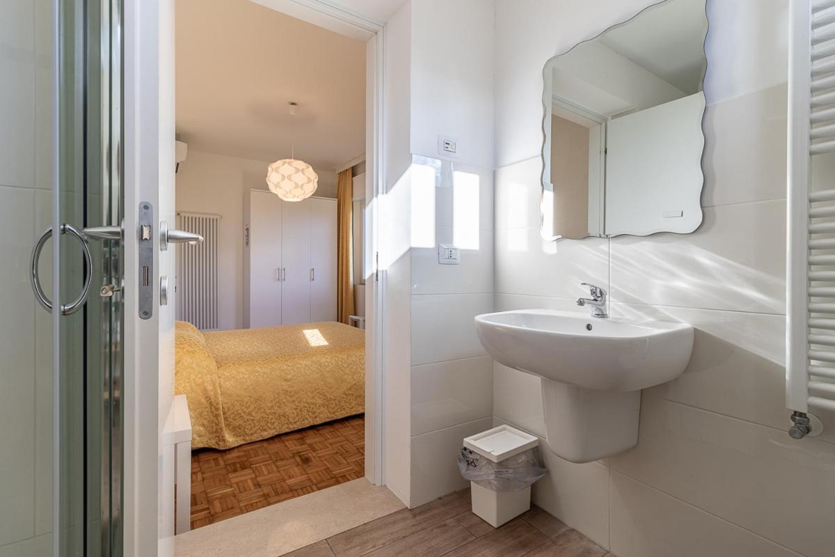 Camera Matrimoniale con Bagno Privato