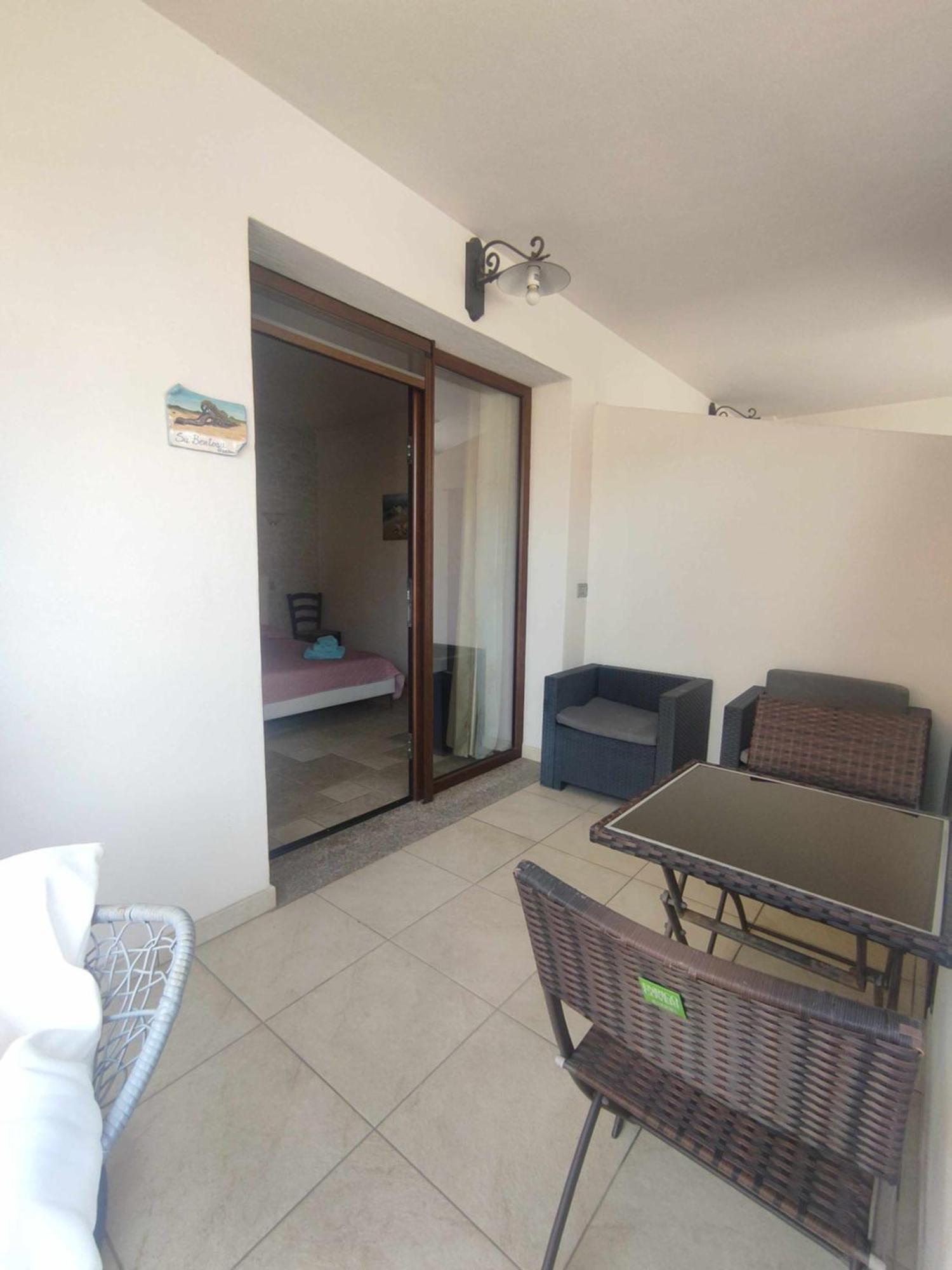 Double Room,1503076183:JPEG