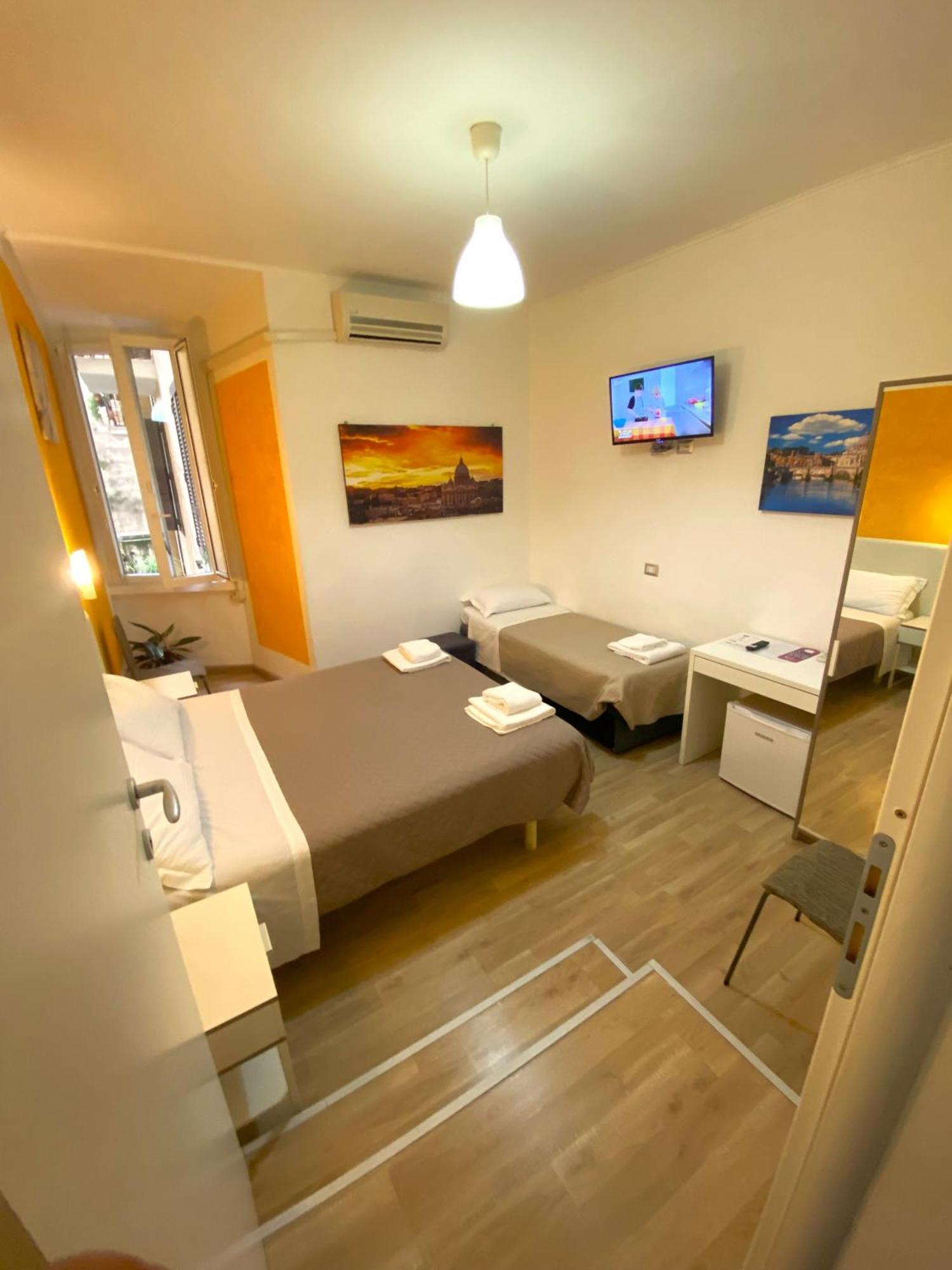 Classic Triple Room