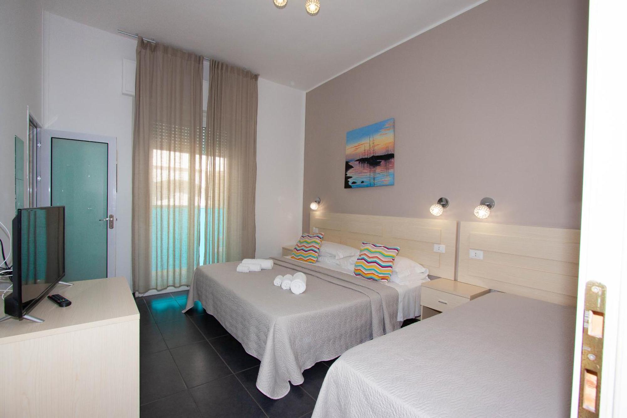 Triple Room,1357023755:JPEG
