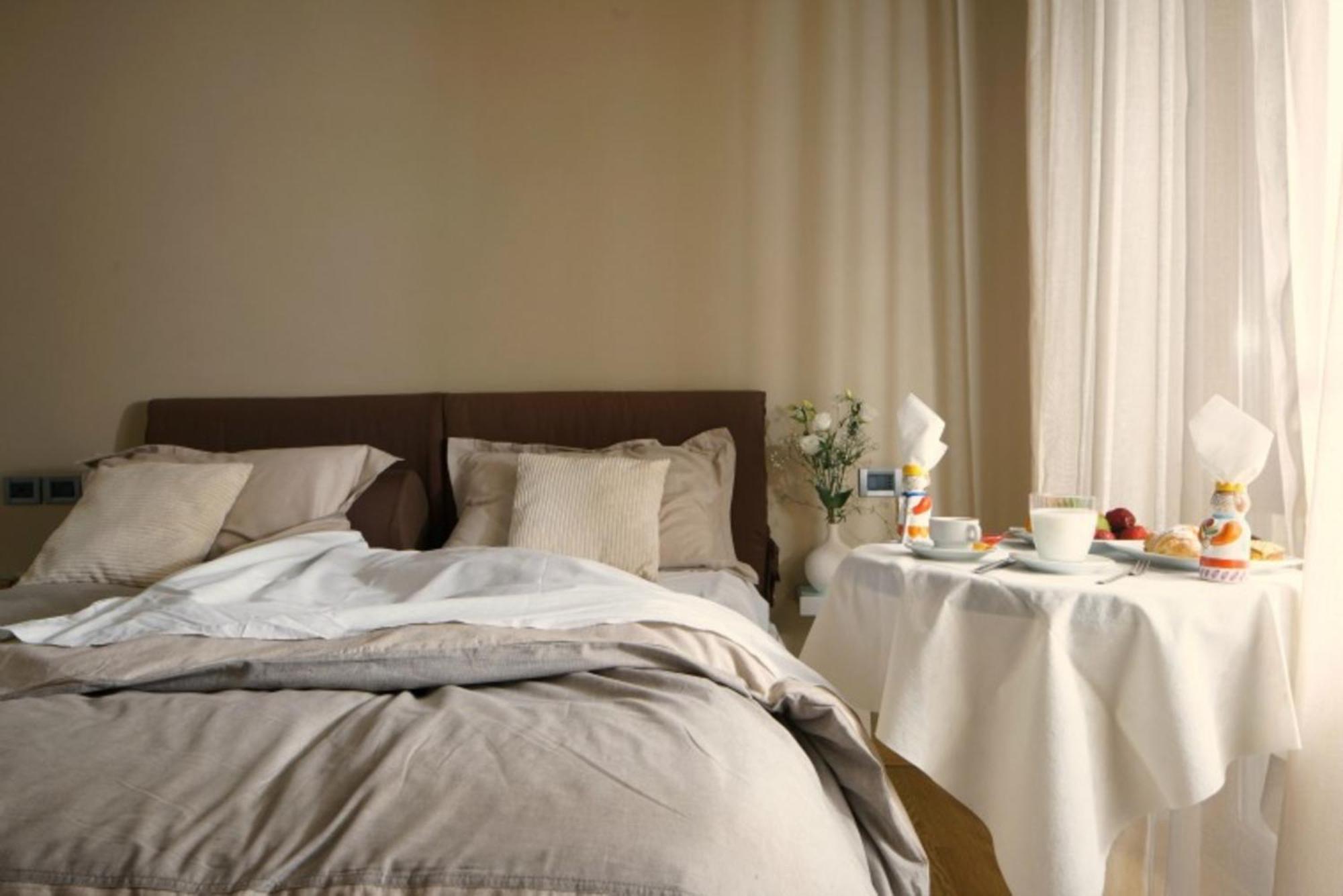 Deluxe Double or Twin Room,868644986:JPEG