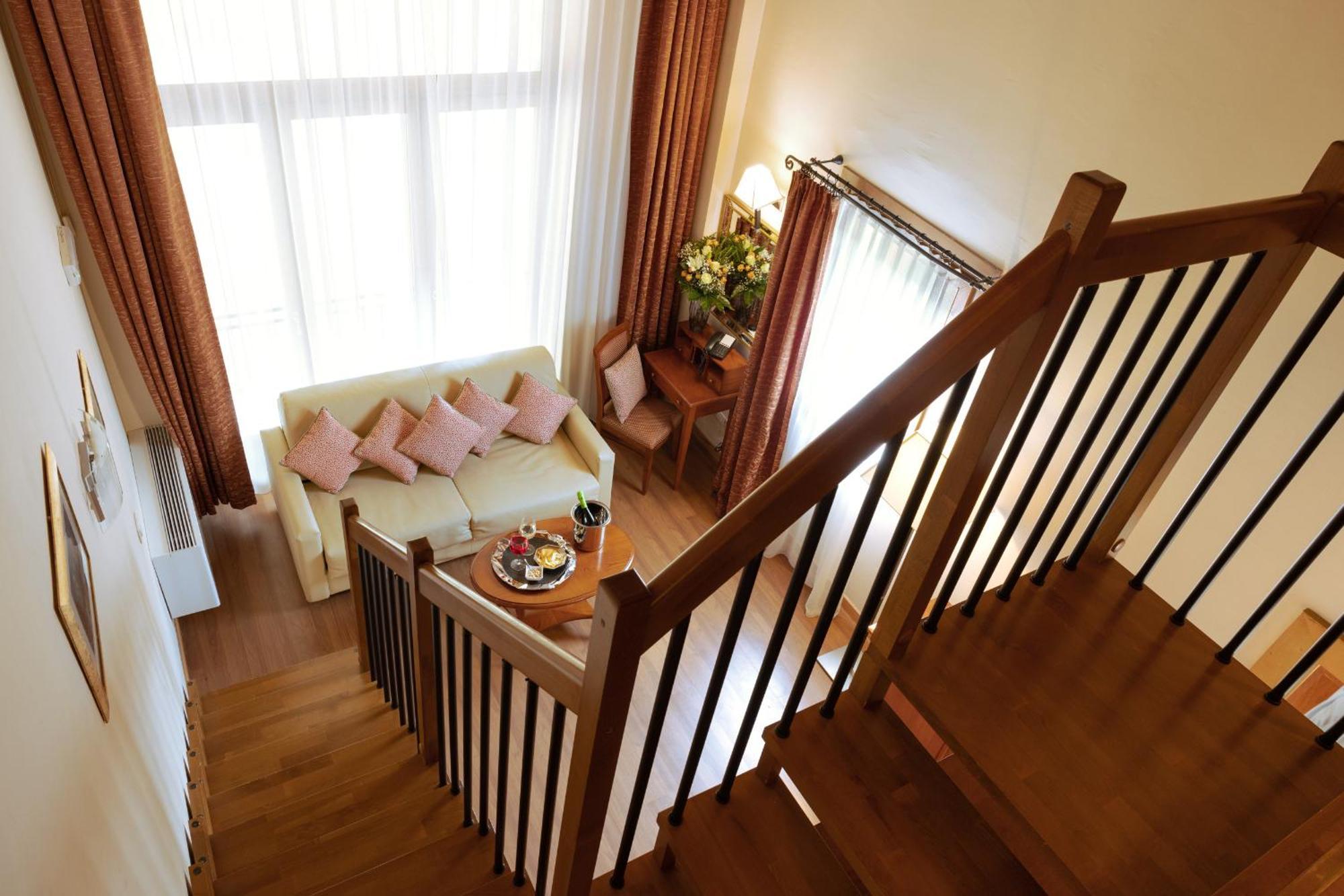 Superior King Room